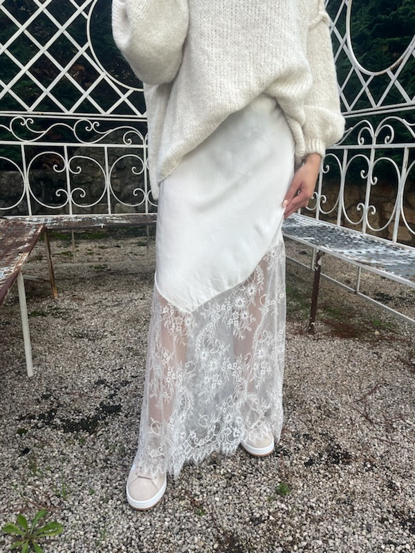 Jupe longue dentelle beige